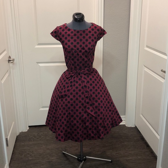 ⚠️Vintage 1950s Burgundy Polka Dot Dress - Picture 2 of 8